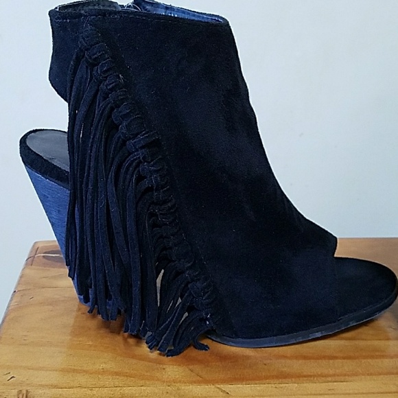 coconut Shoes - Black fringed peep toe shoe